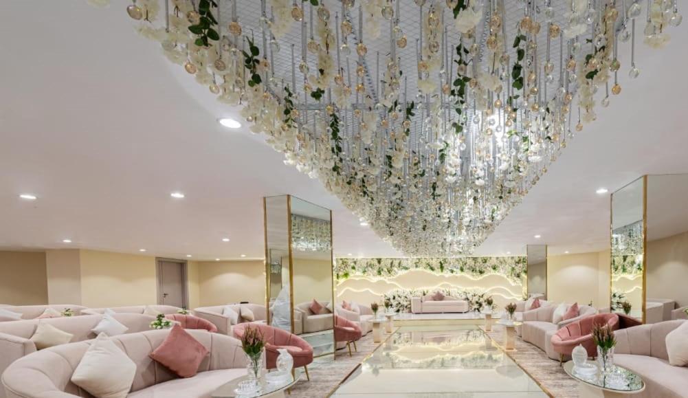 Hadab Al Sahafa Hotel Riaad Buitenkant foto